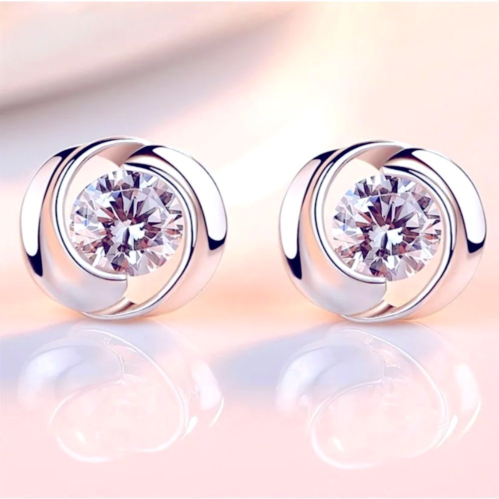 Diamond Stud Earrings 
Women’s 925 Sterling Silver
BRAND NEW